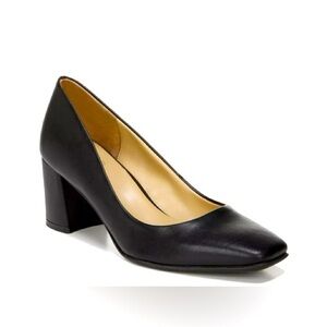 EUC Naturalizer Black Pump Size 9